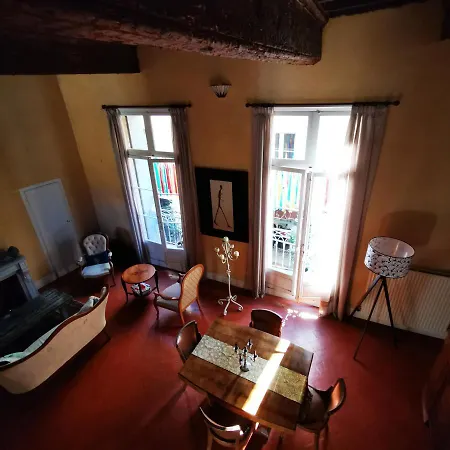 Chez Patrice Et Yuri Julien Bed & Breakfast *